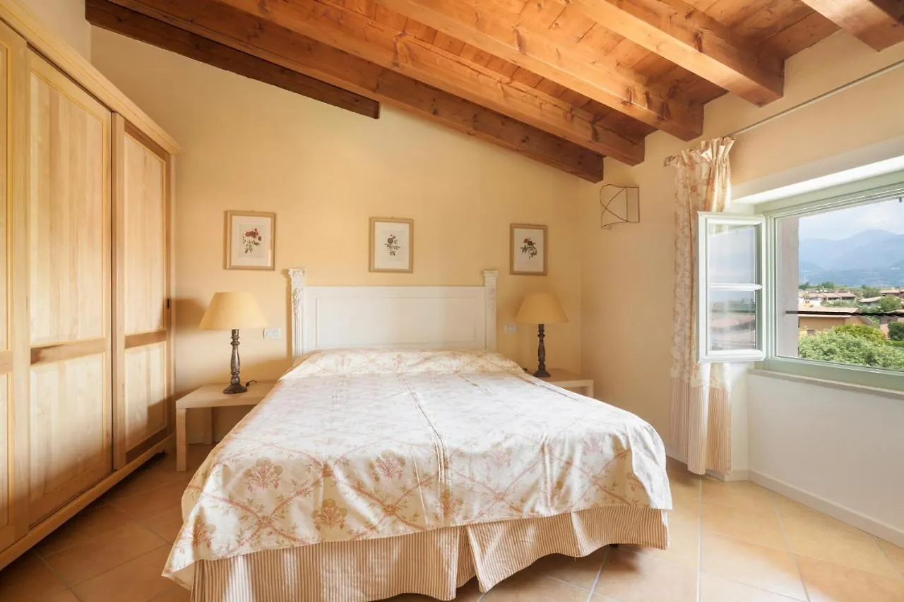 Residence Villa Antica Torre San Felice del Benaco