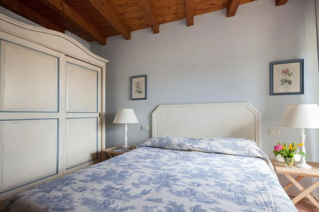 Aparthotel Residence Villa Antica Torre San Felice del Benaco